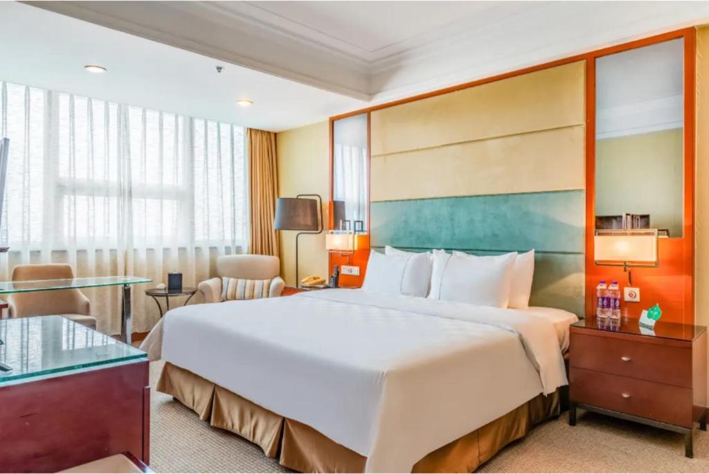 Linyi Blue Horizon Intenational Hotel Exterior foto